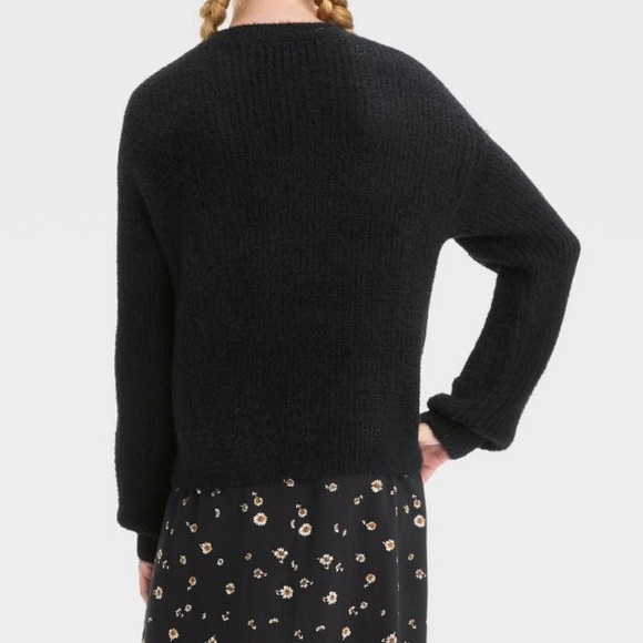 Pullover crewneck sweater - Picture 2 of 2